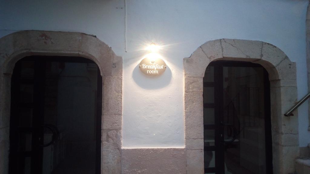 Albergo Diffuso Dimora Rossi B&B Turi Exterior photo
